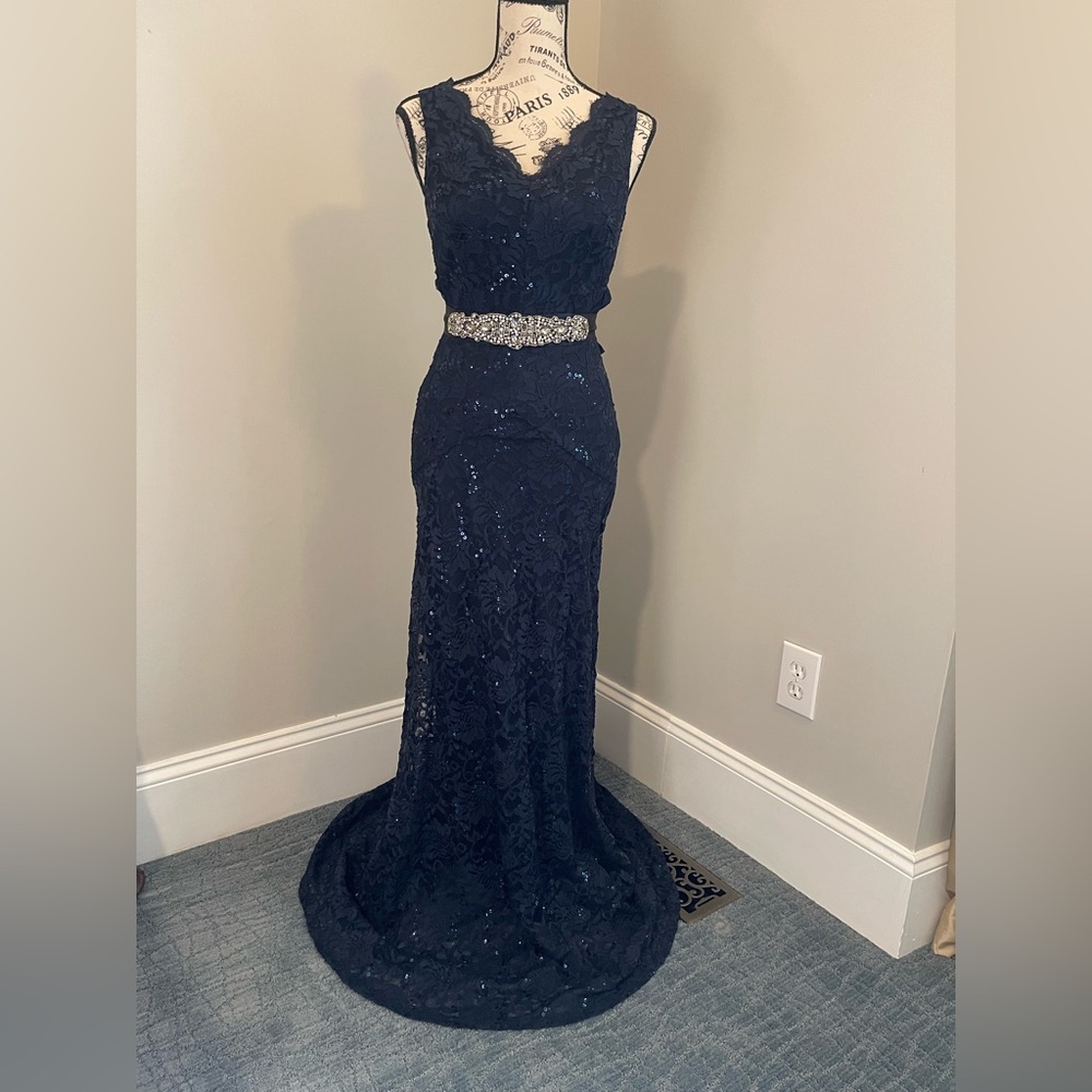 Gorgeous Formal Gown.                        Bag 90